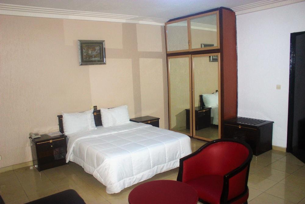 Riviera Hotel Benin Cotonou Eksteriør billede