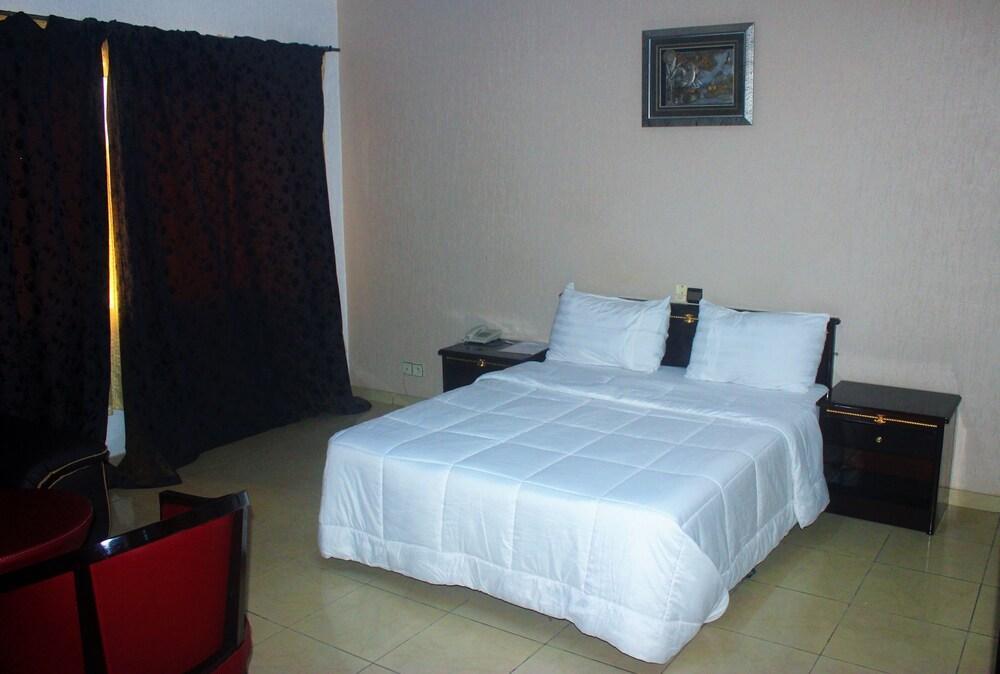 Riviera Hotel Benin Cotonou Eksteriør billede
