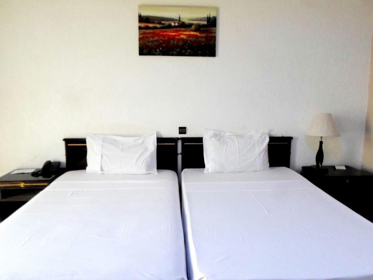 Riviera Hotel Benin Cotonou Eksteriør billede
