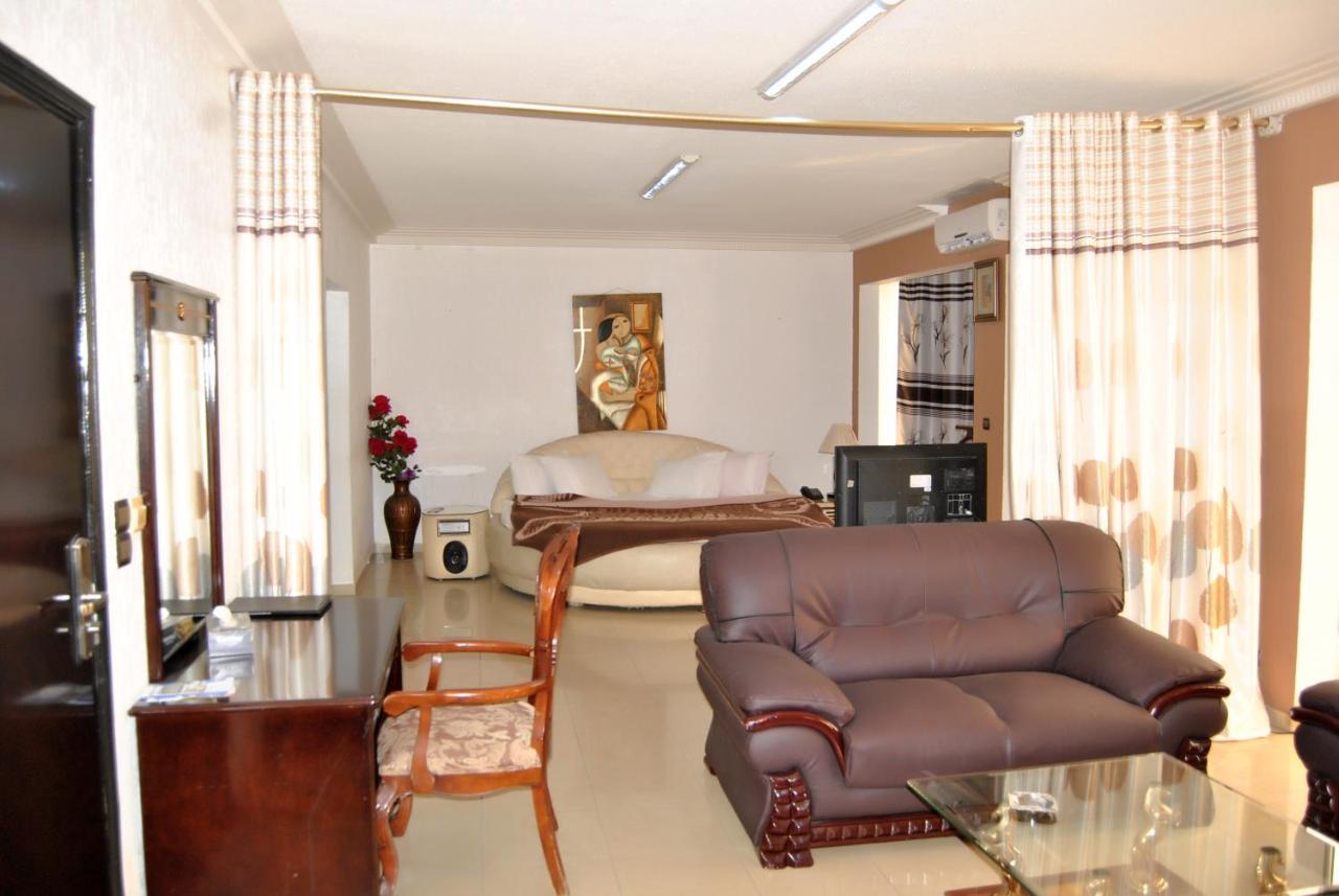 Riviera Hotel Benin Cotonou Eksteriør billede