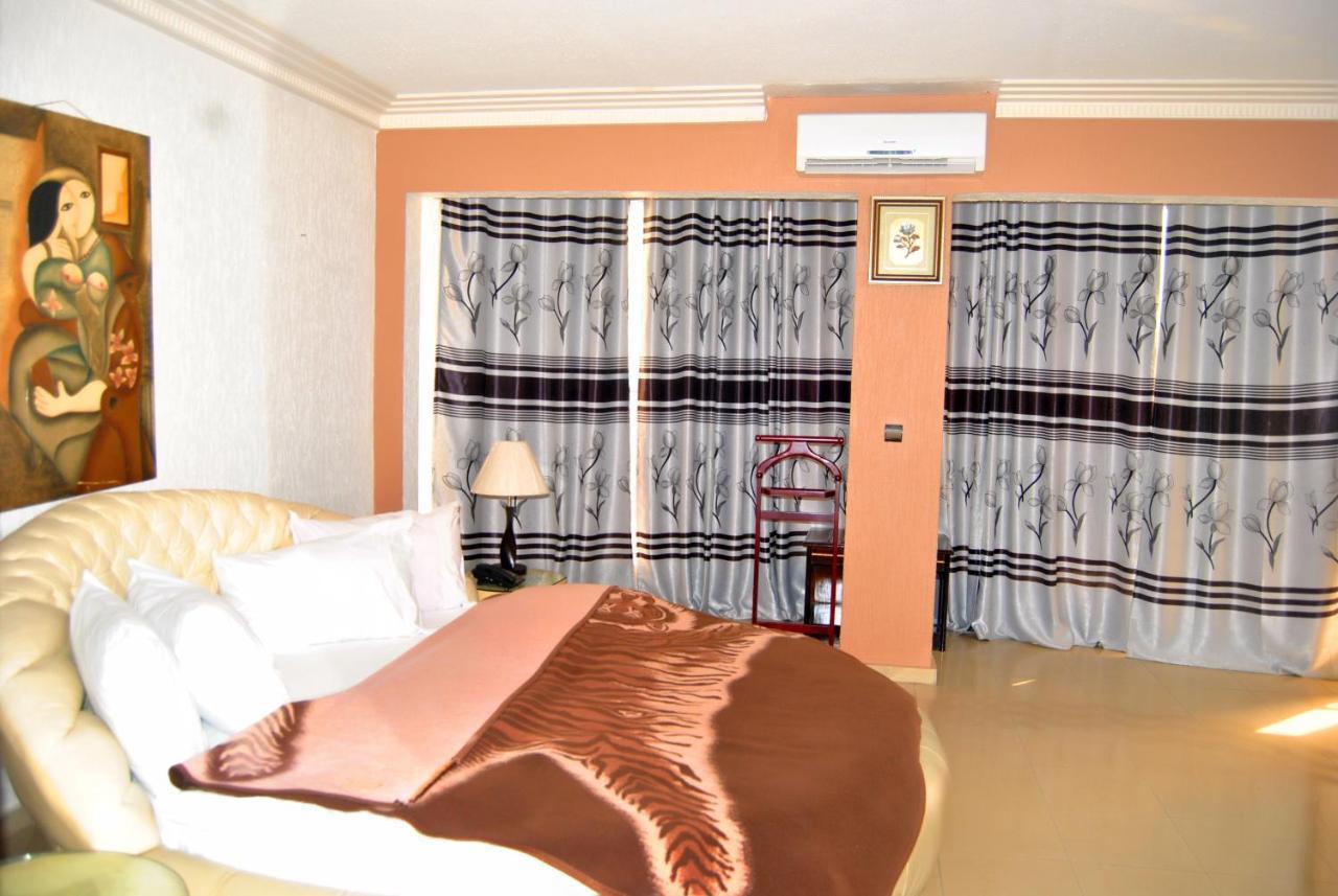 Riviera Hotel Benin Cotonou Eksteriør billede