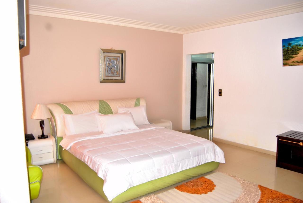 Riviera Hotel Benin Cotonou Eksteriør billede
