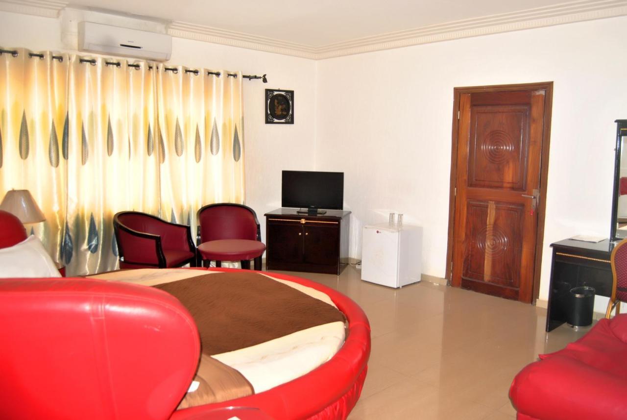 Riviera Hotel Benin Cotonou Eksteriør billede